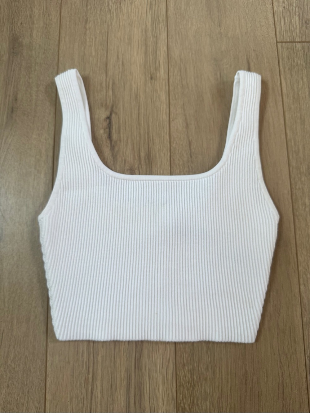 Babaton Sculpt Knit Square-Neck Crop Top